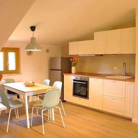 Nike Апартаменты Роккамонфина