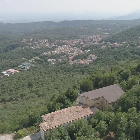 Апартаменты Nike Роккамонфина